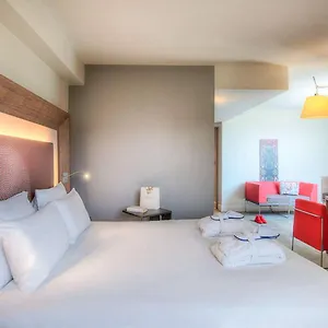 4* מלון Novotel Centre Prado Velodrome